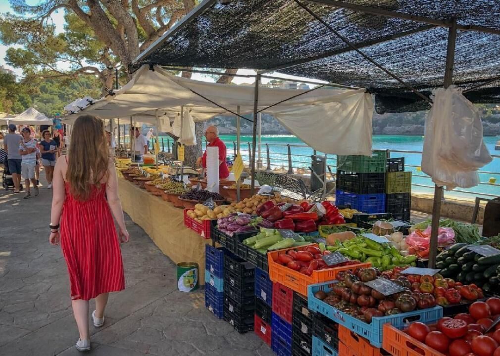 The farmers market makes a comeback